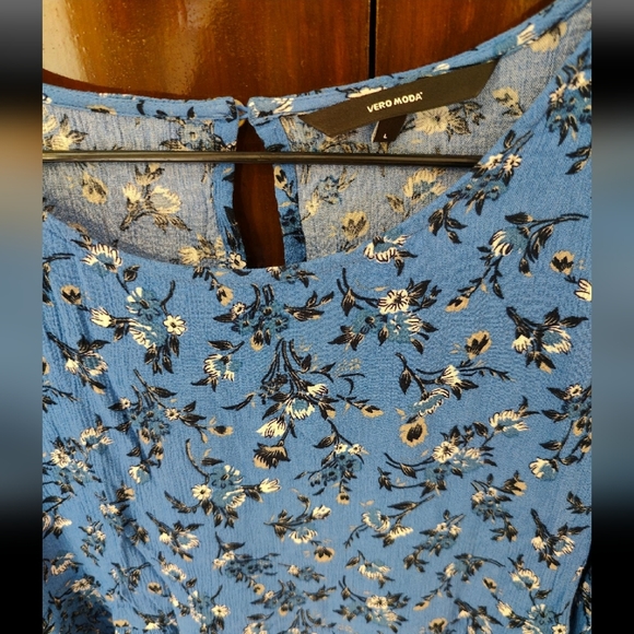 Vero Moda blue top - Picture 5 of 5